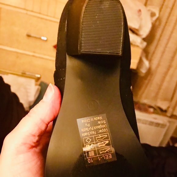 Black V-Cut Grommet Suede Booties - Picture 3 of 6